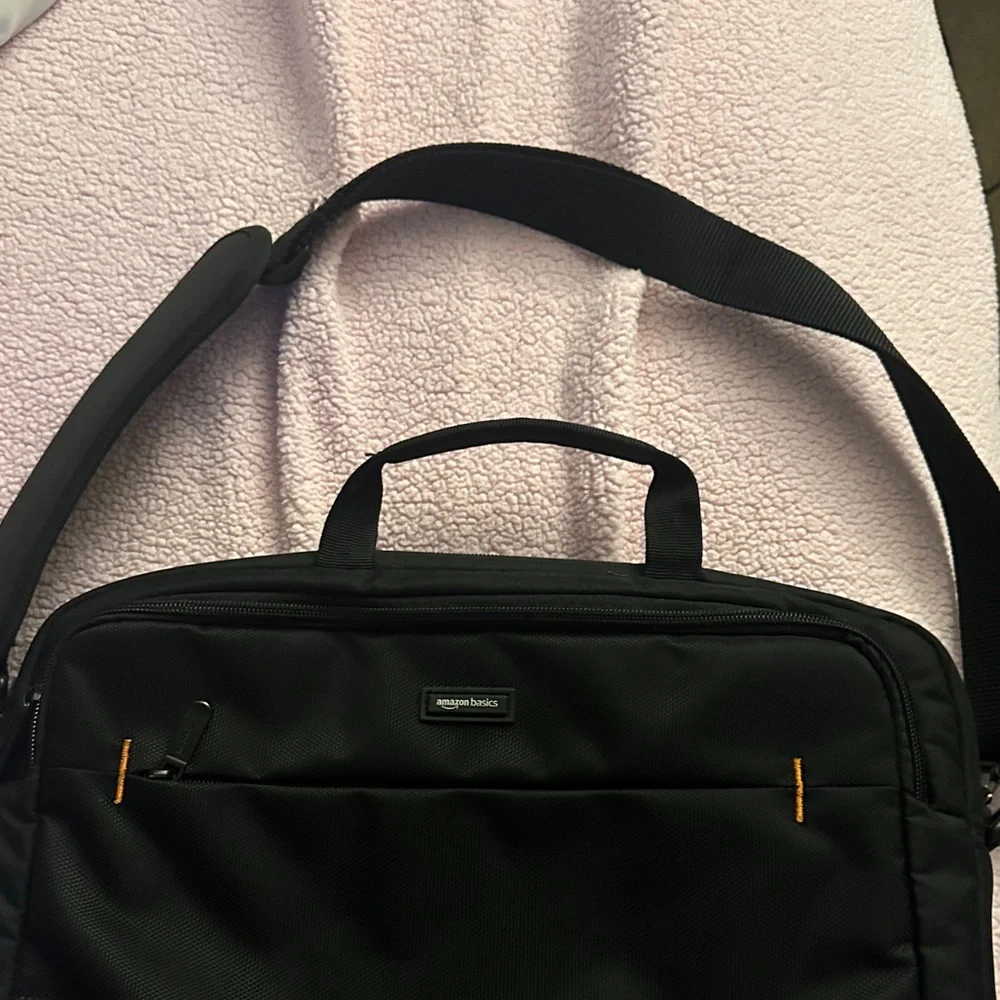 Amazon Basics Black Laptop Bag - Picture 3 of 6